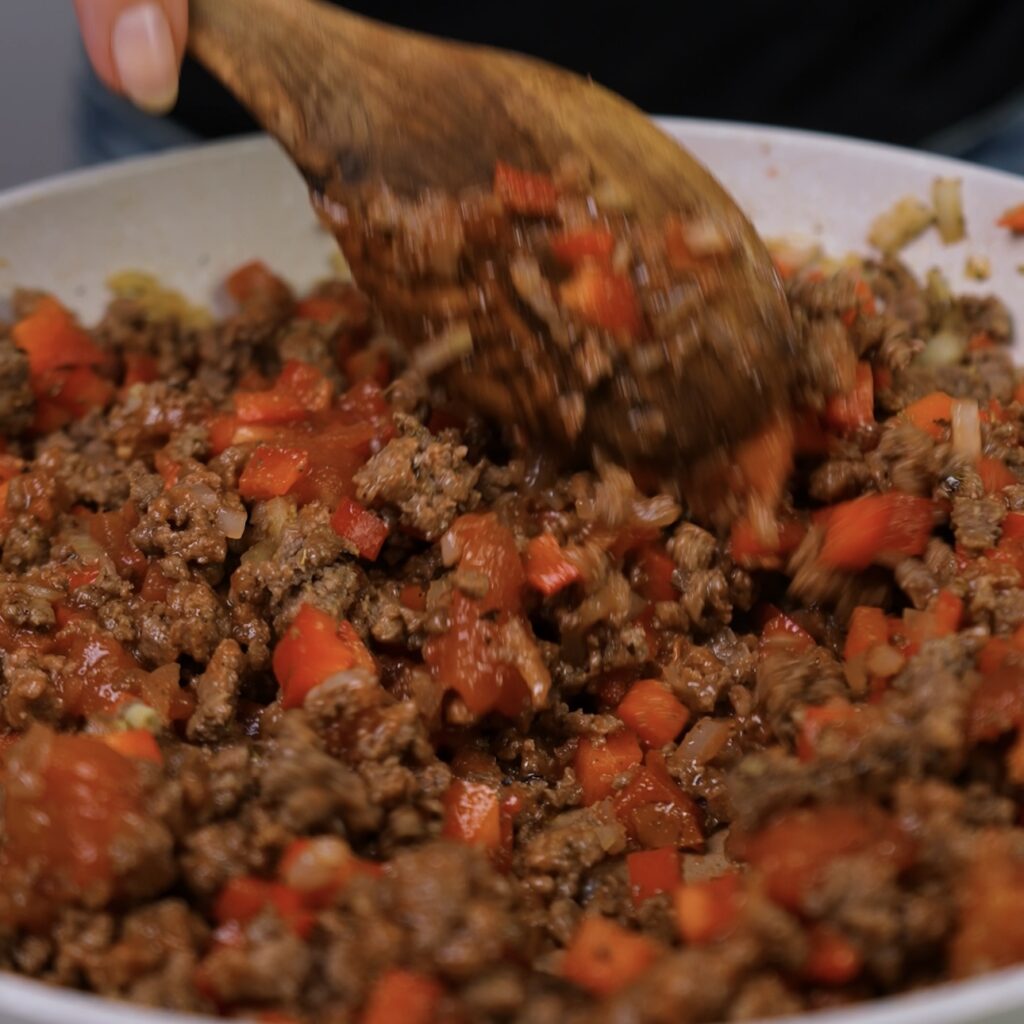 Cooking Minced Beef Filling in a Pan