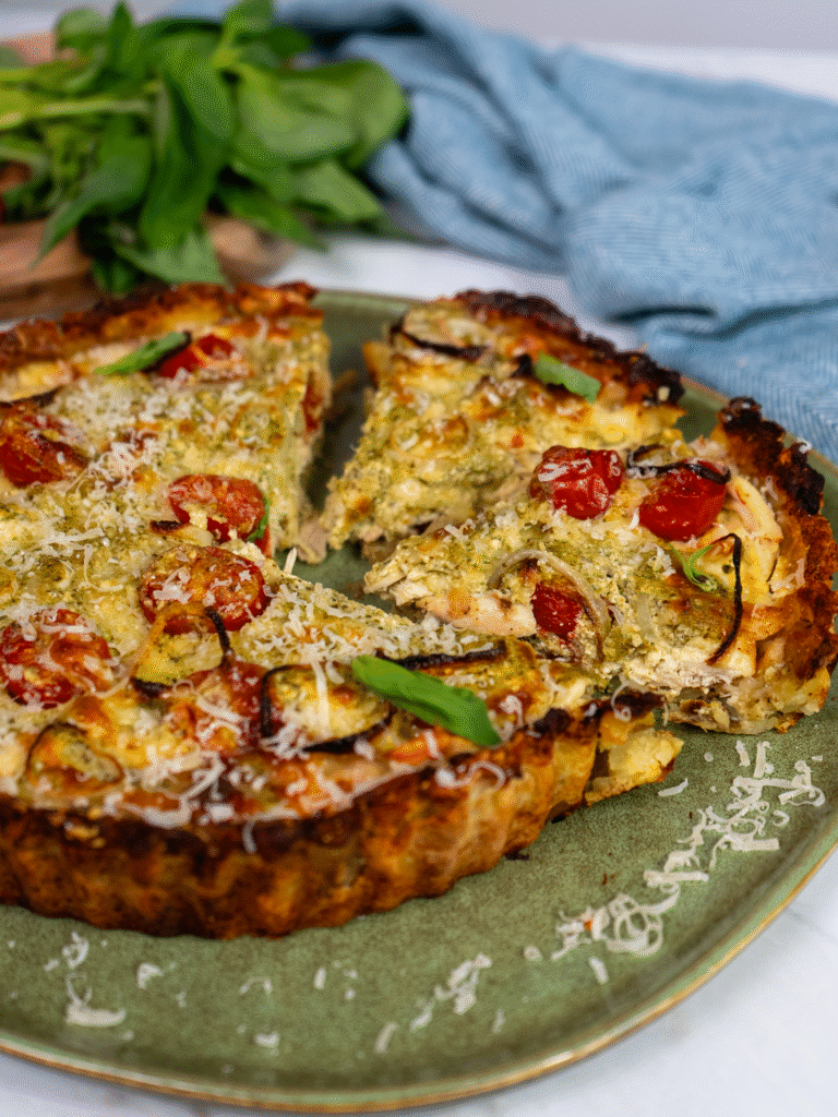 Sliced Crushed Potato Quiche with Chicken and Pesto