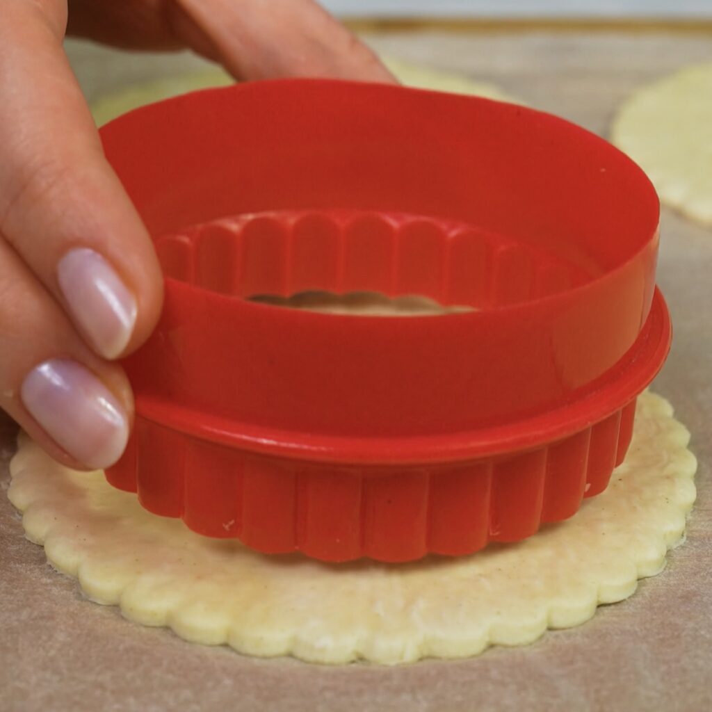 Puff pastry circle scored with smaller inner circle
